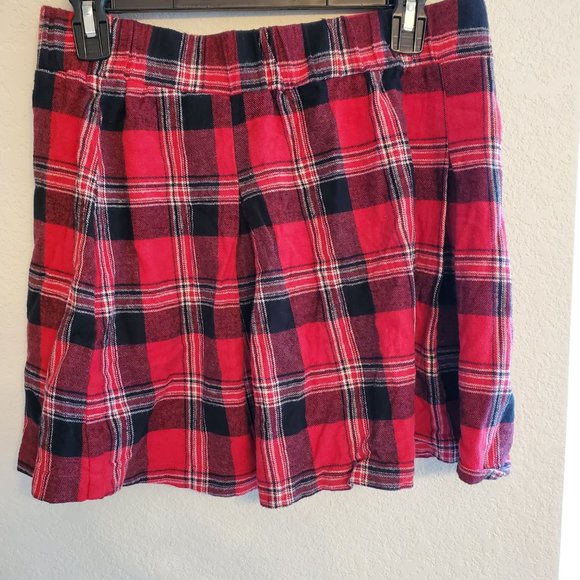 Skirt - Picture 2 of 3